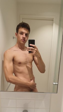 OnlyFans - Connor Peters (youngaussieboy98)