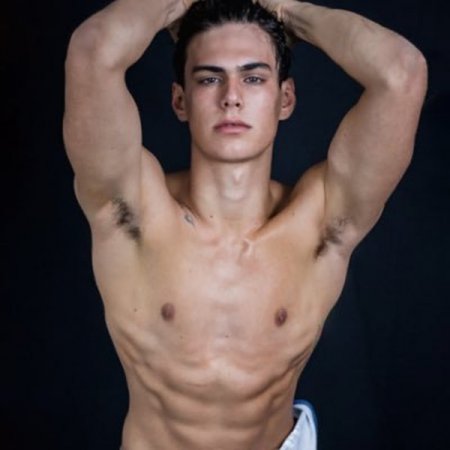 OnlyFans - Gabriel Jaxxx (gabejaxxx)