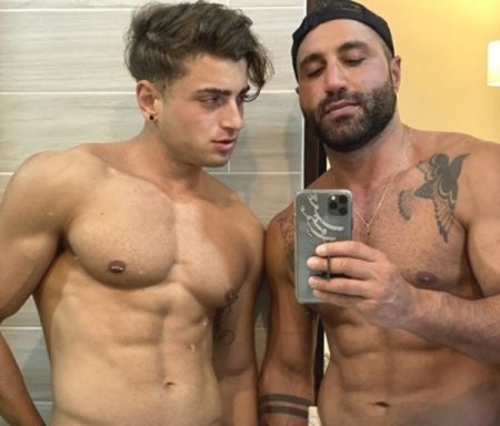 OnlyFans - Carloseffort - He was enjoying my body for a bit @thesharok