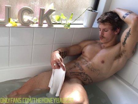 OnlyFans - Alec Nysten (TheHoneyBadgerX) [solos only]