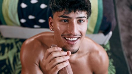 Alexandro fucks Johann