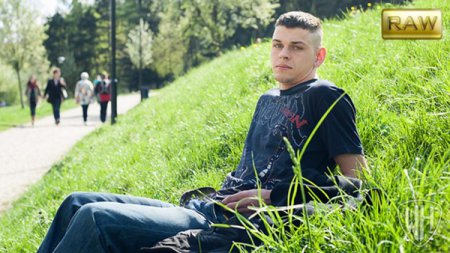 Street Hunting - Pavel Man RAW - GONZO